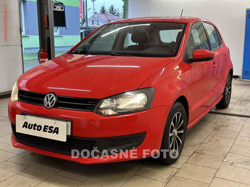 Volkswagen Polo (2011) 1.2 i, ČR, AC - fotka 1 z 3