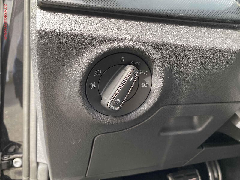 Škoda Scala (2019) 1.5 TSi, Style, Sport, DSG - fotka 15 z 19