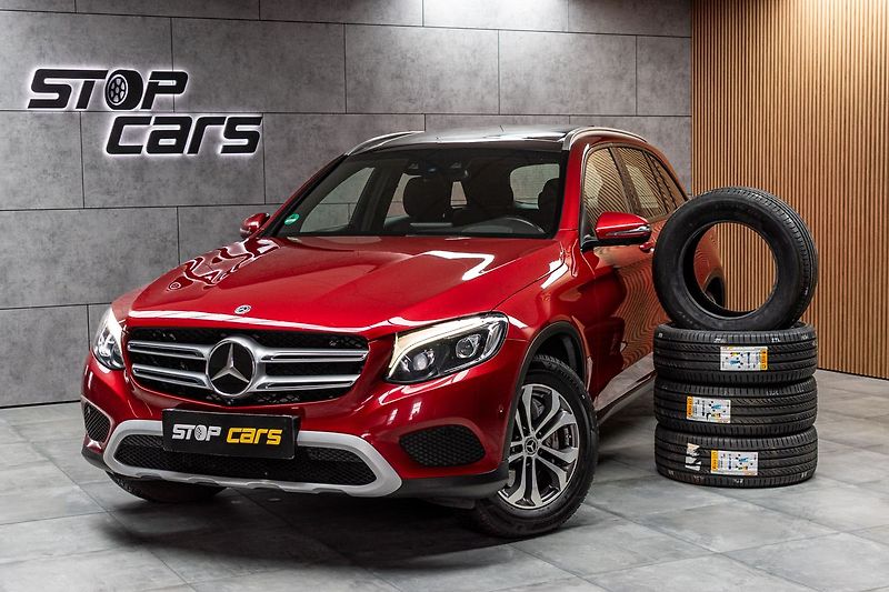 Mercedes-Benz GLC 250d 4MATIC*ACC*TAŽNÉ*DPH - fotka 2 z 44