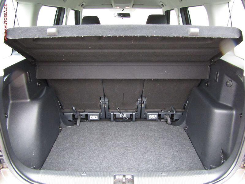 Škoda Yeti (2014) 1.2 TSI, Active - fotka 7 z 16