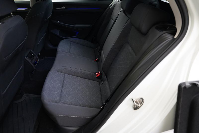 Volkswagen Golf - fotka 26 z 27