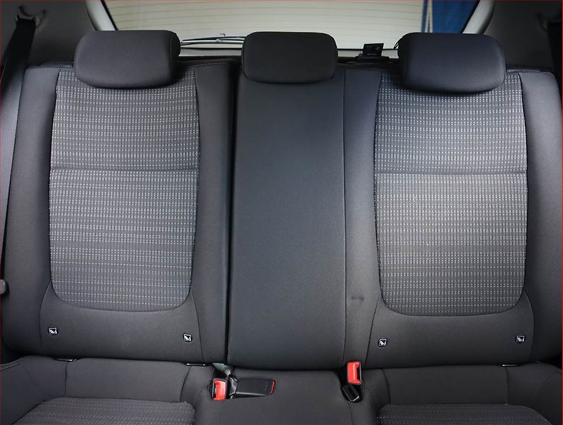 Kia Stonic (2023) 1.0 T-GDI, Automat, Serv.kniha - fotka 10 z 22