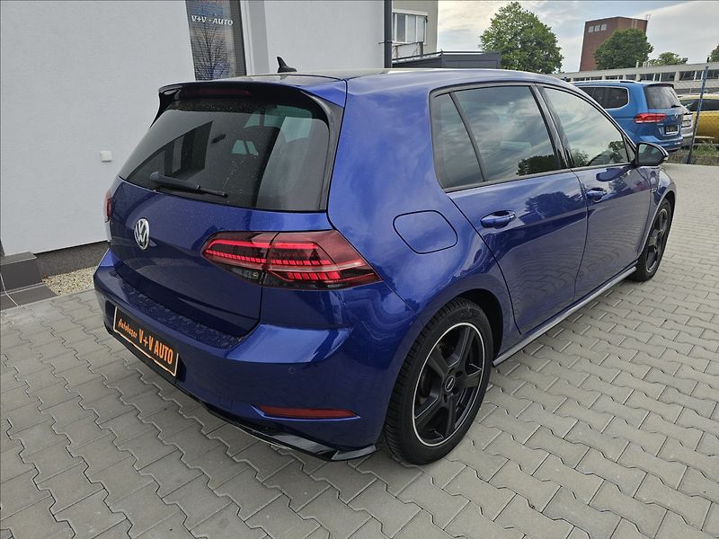Volkswagen Golf VII 1,4TSi R-Line NAVI ALU - fotka 6 z 43
