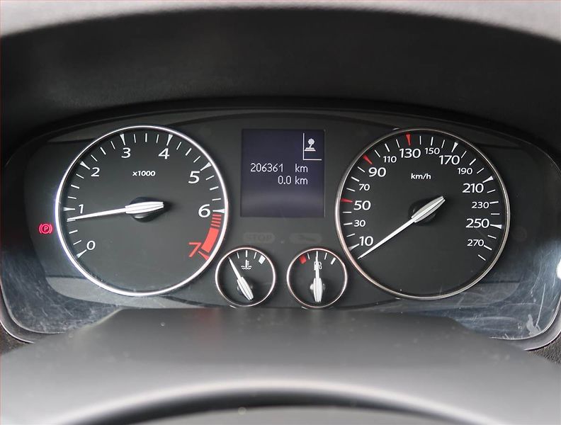 Renault Laguna (2008) 2.0 16V, LPG, po STK, Tažné - fotka 11 z 18