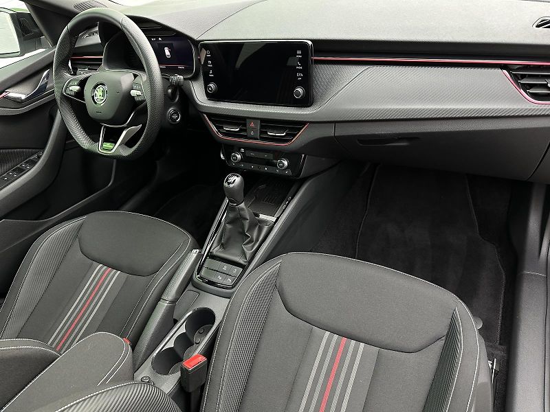 Škoda Scala 1.0TSi 116PS Monte Carlo Matri - fotka 41 z 46