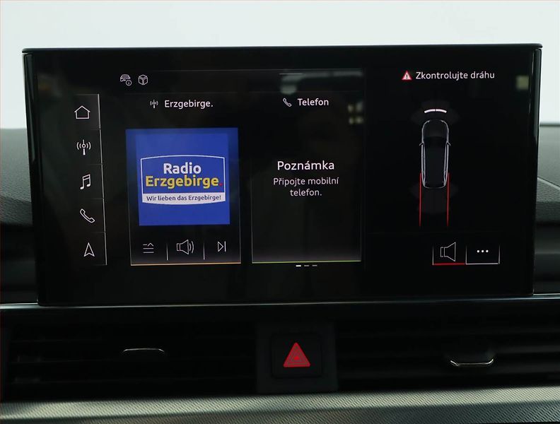 Audi A4 (2024) 2.0 TDI - fotka 15 z 16
