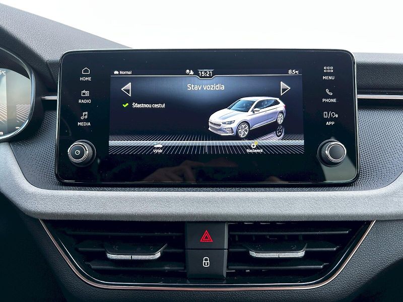 Škoda Scala (2024) 1.0 TSI 85kW DSG Top Selection - fotka 15 z 35