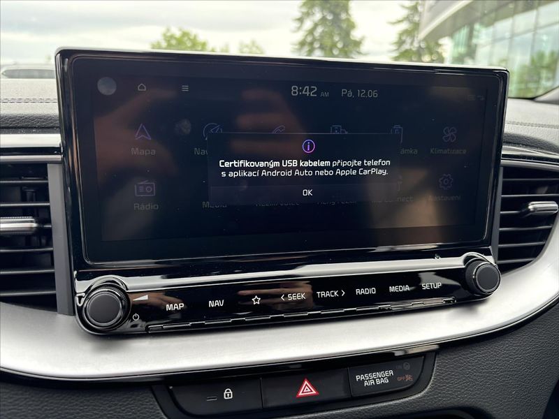 Kia XCeed 1,5 AT Black Edition ZÁRUKA - fotka 21 z 47