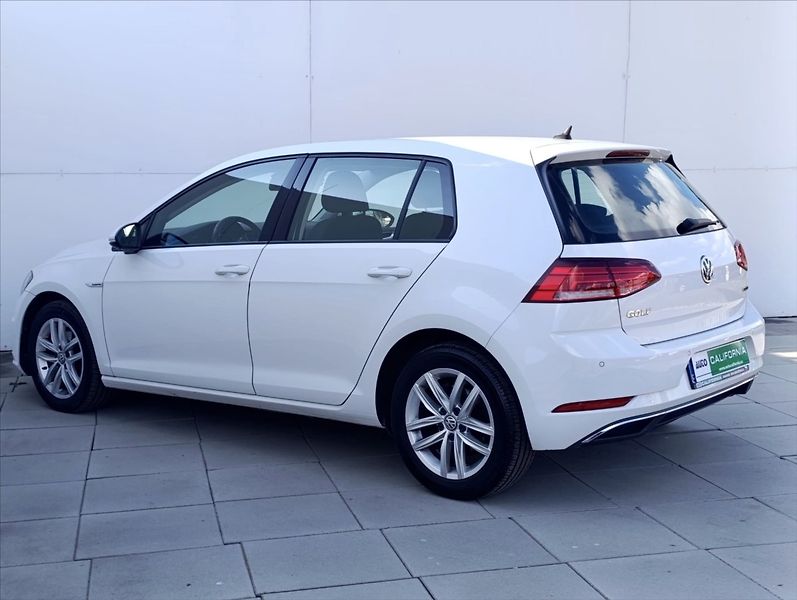 Volkswagen Golf 1,5 TGi  DSG Aut.klima ACC - fotka 11 z 33