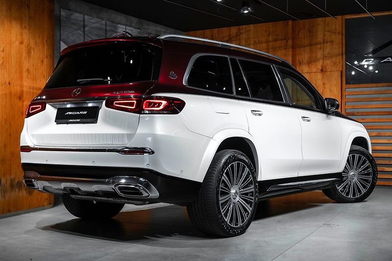 Mercedes-Benz GLS Maybach - fotka 34 z 34