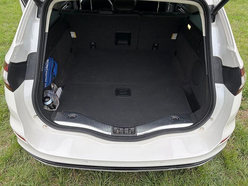 Ford Mondeo TITANIUM CZ AUT. TOP VÝBAVA ZÁ - fotka 14 z 26