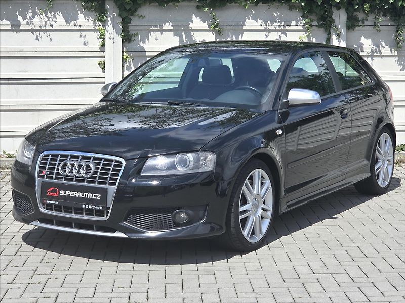 Audi S3 2,0 TFSi 195kW Quattro  6M/T Q - fotka 3 z 15
