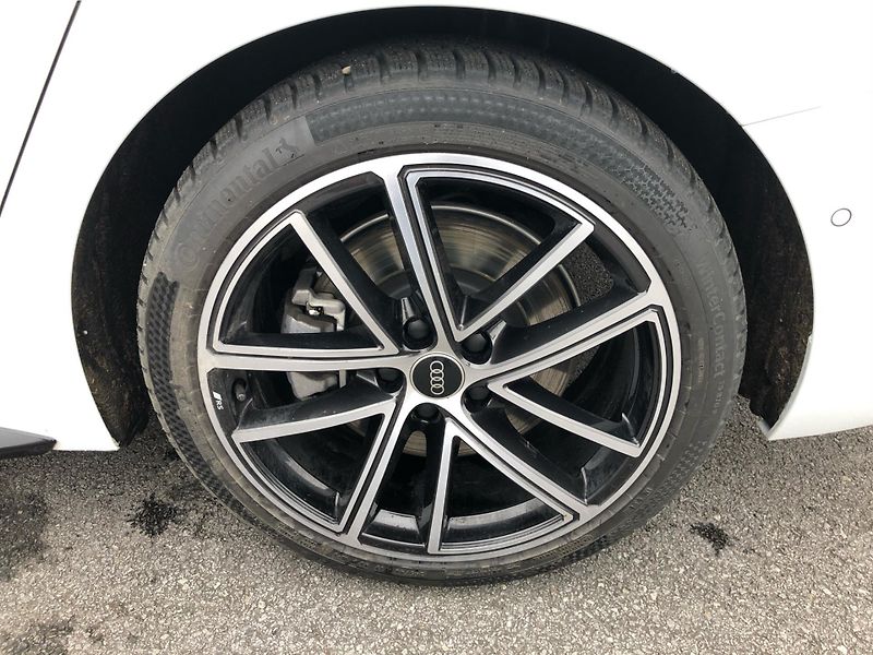 Audi A5 2.0 TDI quattro 150kW - fotka 14 z 29