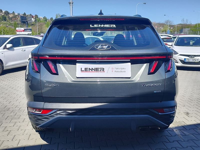 Hyundai Tucson 1.6 CRDI/100kW Smart Navi DCT - fotka 6 z 34