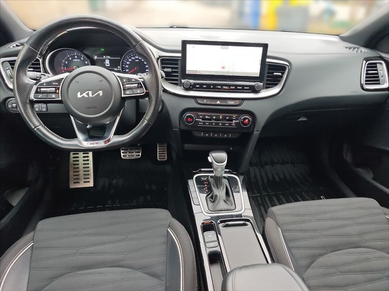 Kia XCeed 1,5 T-GDI GT-Line AT - fotka 8 z 11