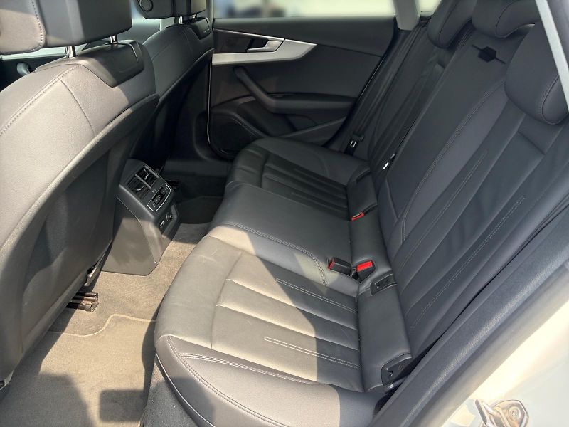 Audi A5 (2022) SPORTBACK 40 TDI 150kW QUATTRO - fotka 8 z 11