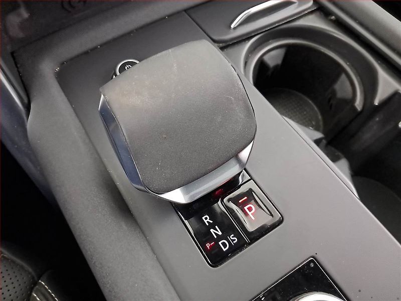 Land Rover Discovery (2021) D300 - fotka 16 z 23