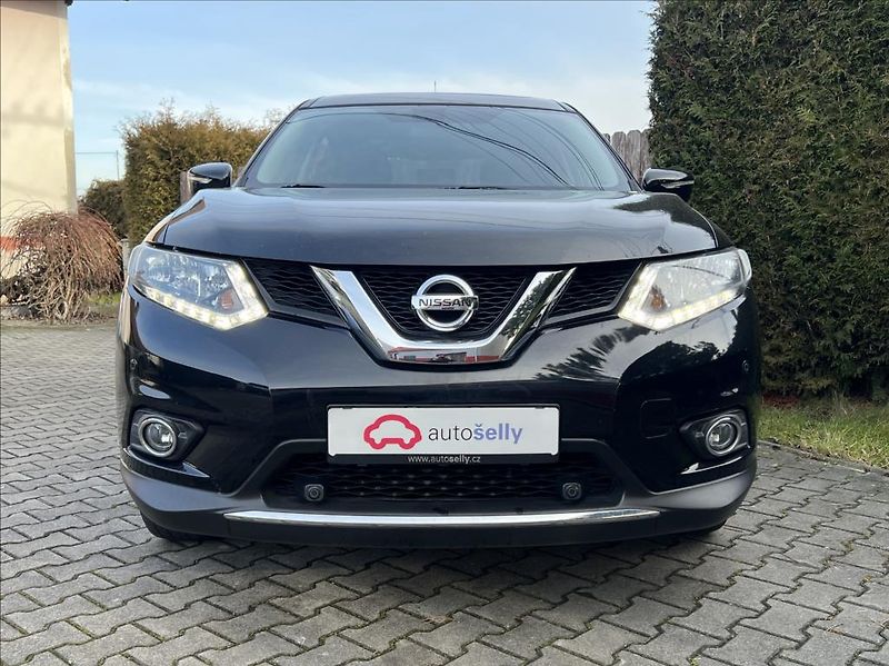 Nissan X-Trail 1,6 dCi  7-míst automat - fotka 8 z 38