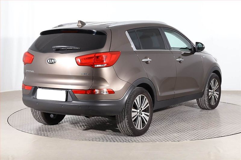 Kia Sportage (2014) 2.0 CRDi, 4X4, Automat - fotka 5 z 28