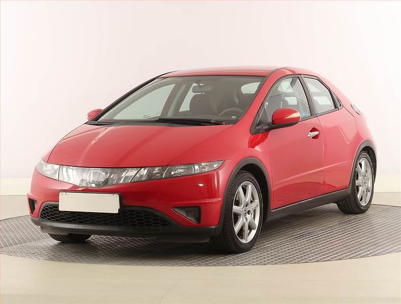 Honda Civic (2006) 1.4 i-DSI, po STK, udržované - fotka 2 z 20
