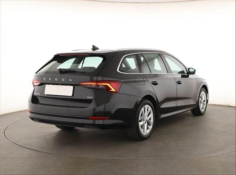 Škoda Octavia (2023) Style 2.0 TDI - fotka 5 z 20