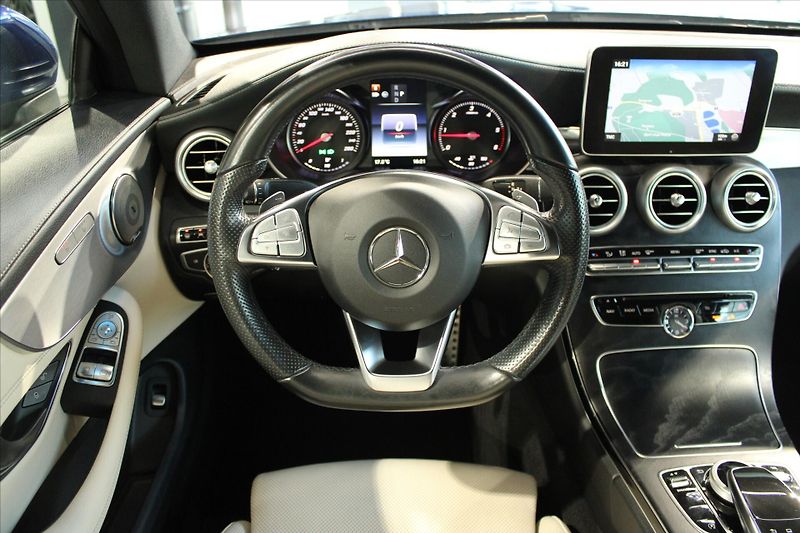 Mercedes-Benz Třídy C 250d Coupé AMG Line DIS+/Burme - fotka 15 z 30