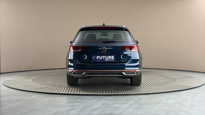 Volkswagen Passat 2.0 TDI DSG 4x4 4motion Alltra - fotka 5 z 32