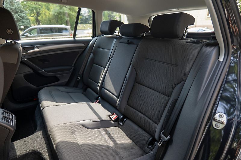 Volkswagen Golf 1.4 TSI AdTempomat Tažné Parko - fotka 12 z 27