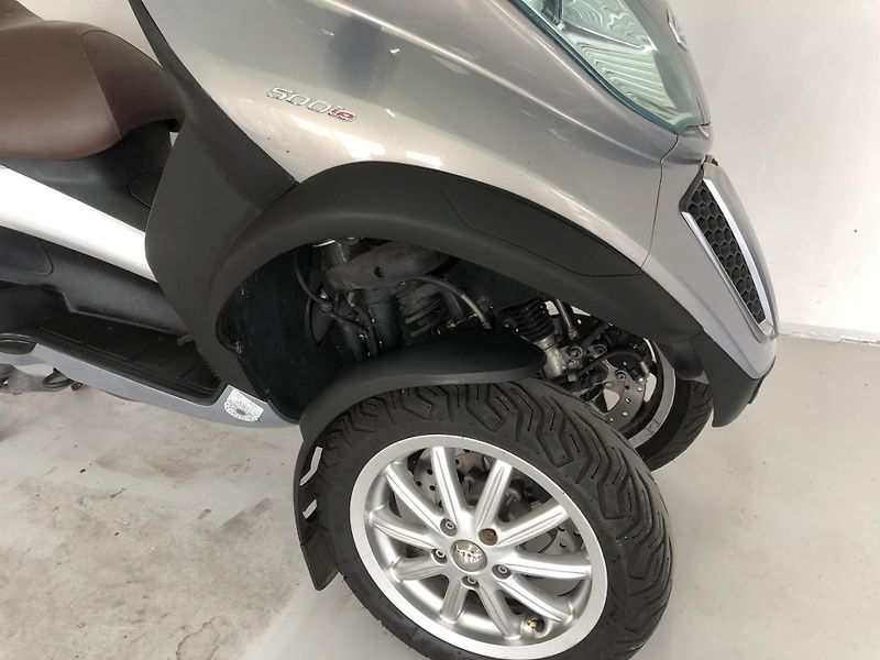 Piaggio MP3 500 LT - fotka 18 z 19