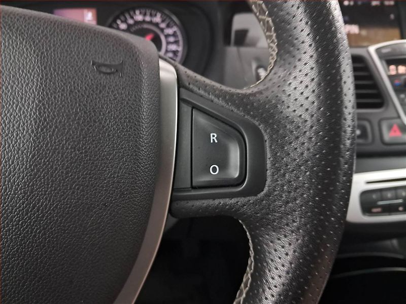 Renault Laguna (2015) 2.0 dCi, Navi, Xenony - fotka 19 z 21