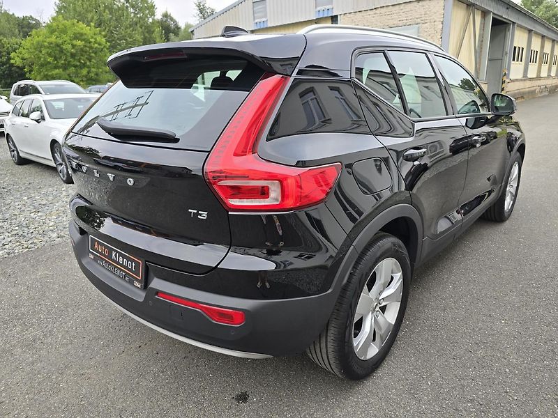 Volvo XC40 - fotka 4 z 39