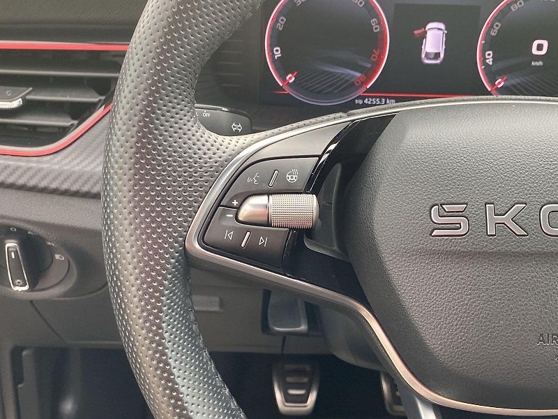 Škoda Scala (2025) 1.0 TSI Monte Carlo - fotka 18 z 33
