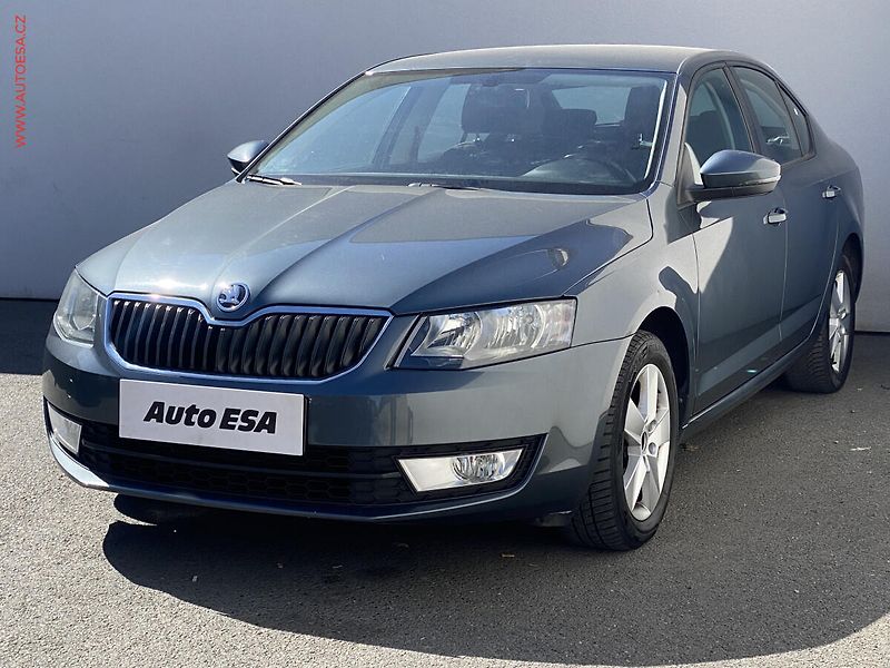 Škoda Octavia (2016) 1.6 TDi, ČR, Style, výhřev - fotka 3 z 15