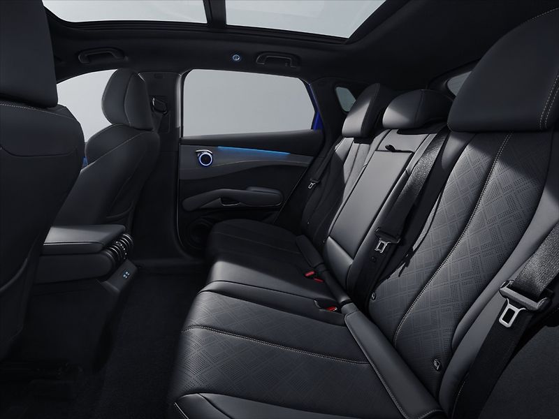 BYD ATTO 3 EVO (2026) EXCELLENCE - fotka 6 z 21