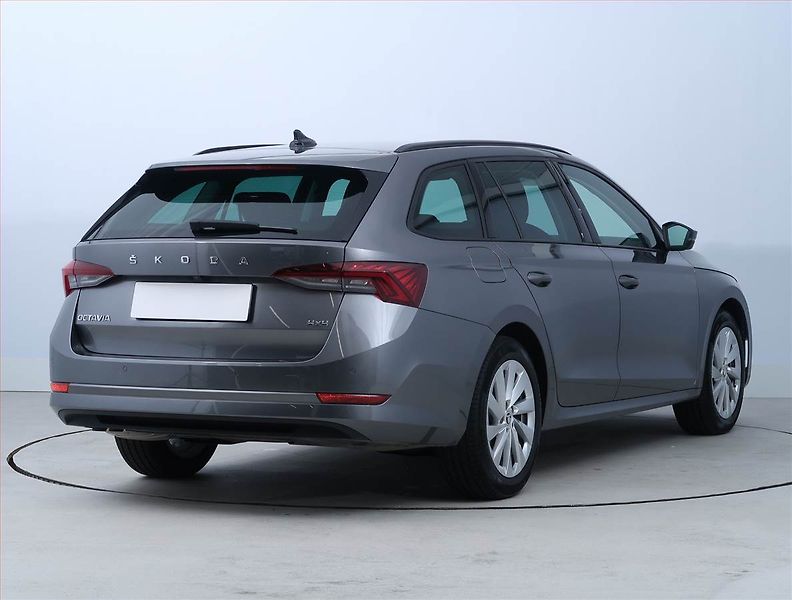 Škoda Octavia (2024) Fresh 2.0 TDI - fotka 5 z 20