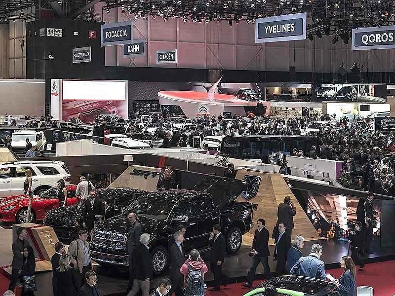 Autosalon v Ženevě. Ilustrační foto.