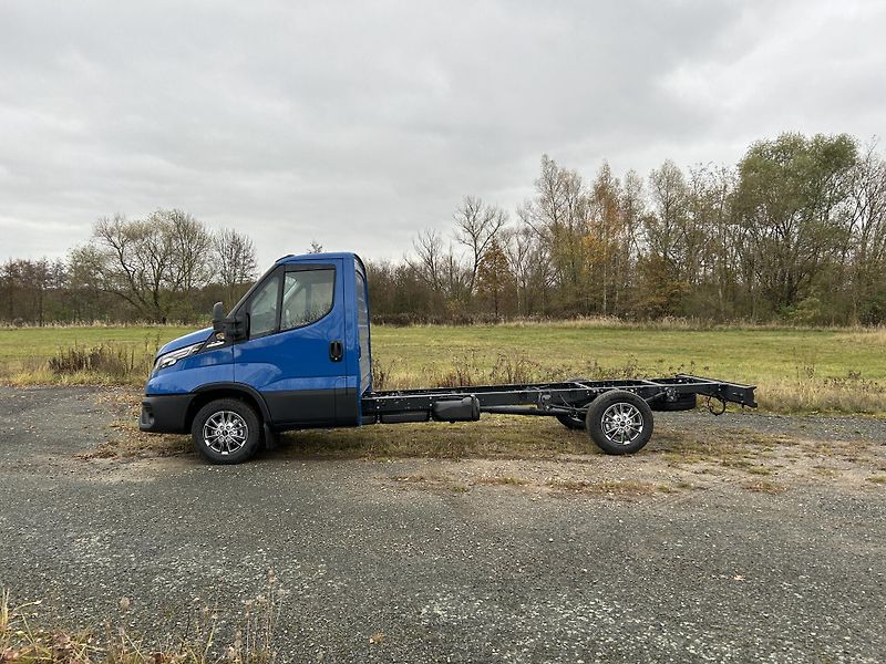 Iveco Daily (2026) 35S18H - fotka 3 z 8