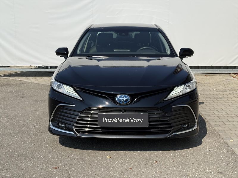 Toyota Camry 2,5 Executive VIP - fotka 2 z 21
