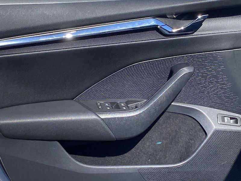 Škoda Octavia (2022) Combi 2.0 TDI DSG Style+ - fotka 28 z 37