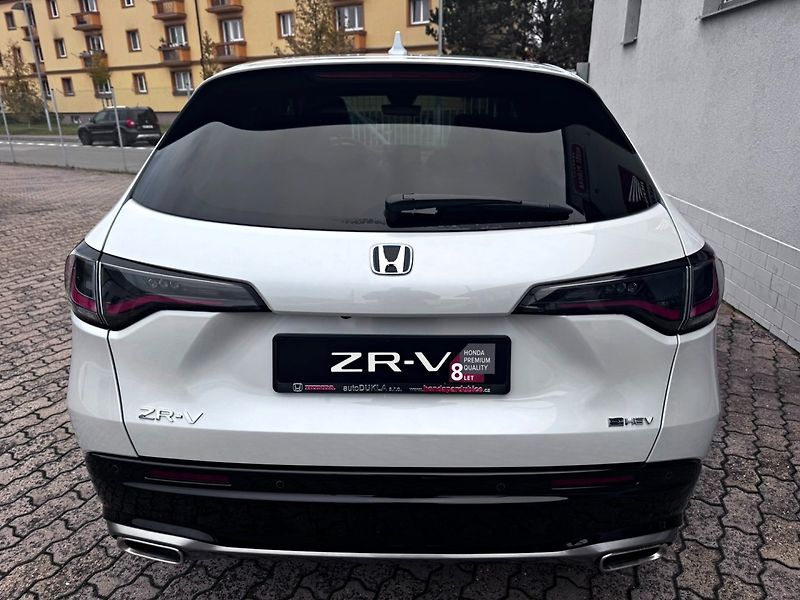 Honda ZR-V (2026) 2.0e:HEV 135kW ADVANCE TOP - fotka 8 z 39
