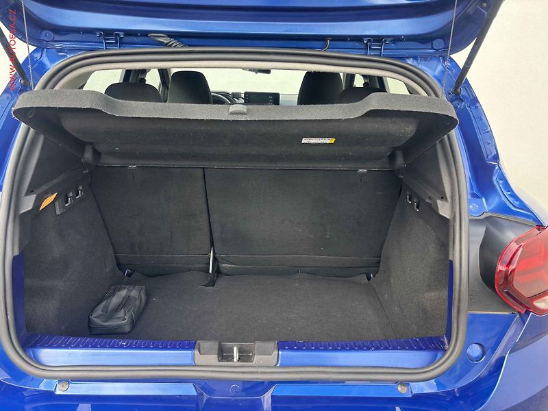 Dacia Sandero (2024) 1.0TCe, 1.maj,ČR, AC, tempo - fotka 7 z 16