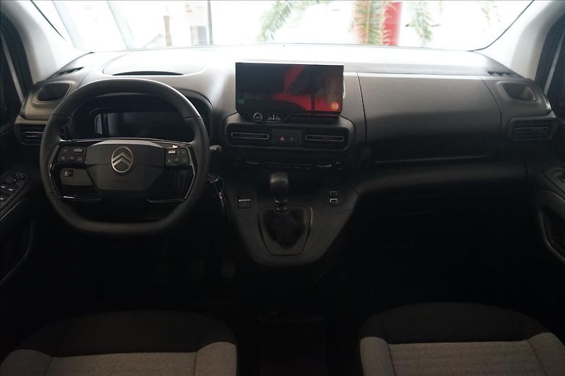 Citroën Berlingo (2026) 1,5 Diesel 100k Manual PLUS - fotka 12 z 19