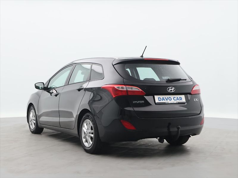 Hyundai i30 1,6 CRDi 81kW Trikolor - fotka 5 z 28