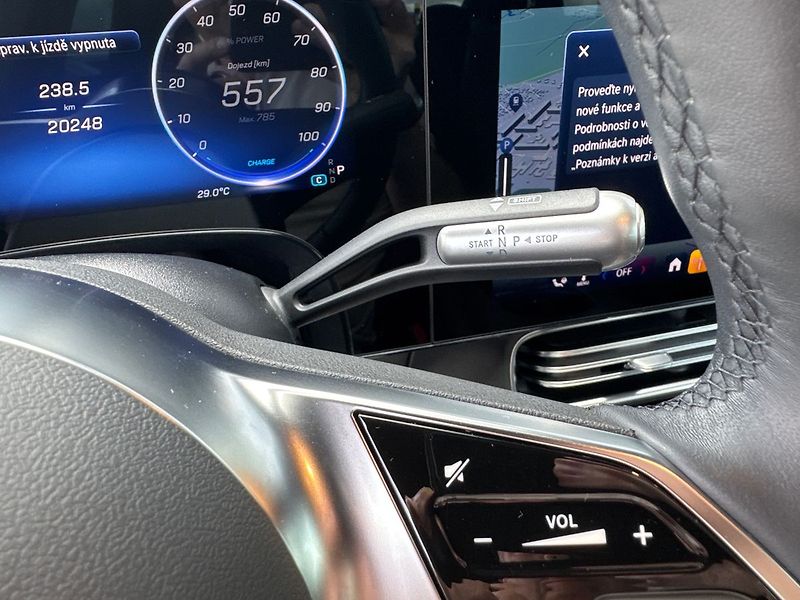 Mercedes-Benz CLA 250+ EQ - fotka 16 z 18