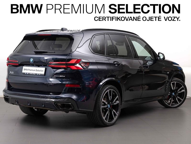 BMW X5 xDrive50e - fotka 5 z 23