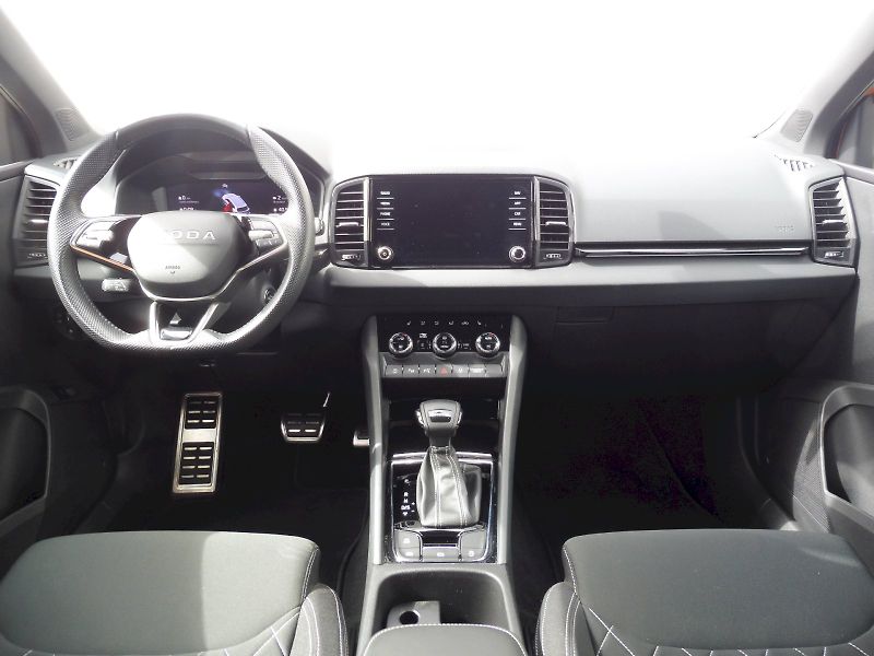 Škoda Karoq (2025) SportLine 1,5 TSI 110kW DSG - fotka 5 z 29