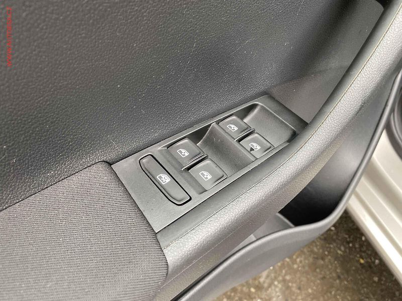 Škoda Fabia (2017) 1.0 TSi, Drive, DSG - fotka 13 z 15