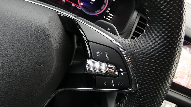 Škoda Kodiaq 2,0 TDI Sportline DSG - fotka 13 z 25