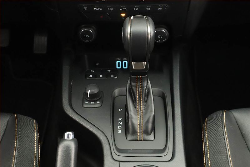 Ford Ranger (2023) 2.0 EcoBlue - fotka 10 z 20