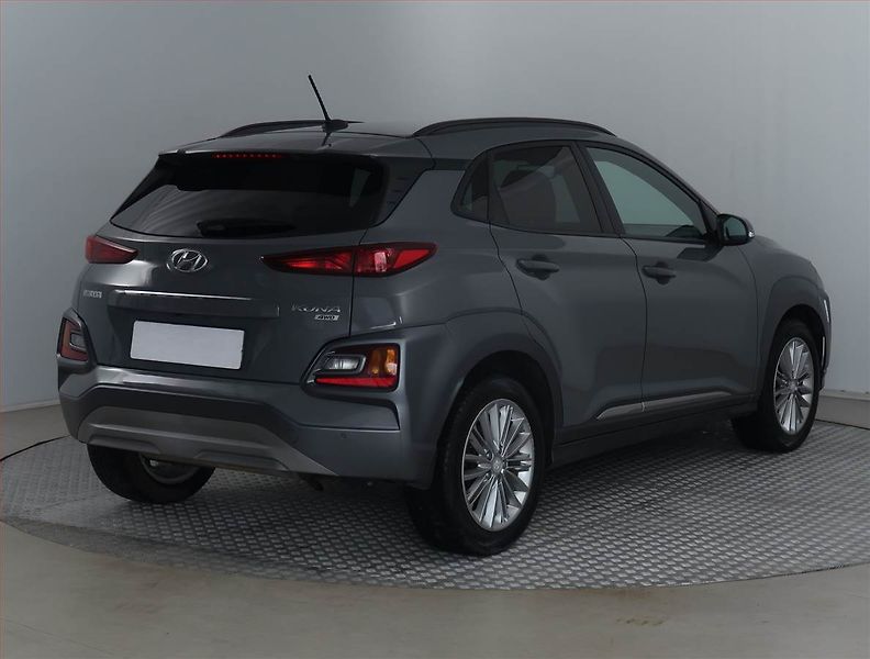 Hyundai Kona (2019) 1.6 T-GDI, 4X4, Automat - fotka 5 z 18